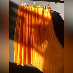 Zara Orange Pleated Skirt (size S) Trafaluc Collection